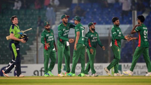 বাংলাদেশ-আয়ারল্যান্ড সিরিজের আম্পায়ার কারা?