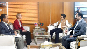 গণমাধ্যমের স্বাধীনতা নিশ্চিত করতে সরকার বদ্ধপরিকর : তথ্যমন্ত্রী
