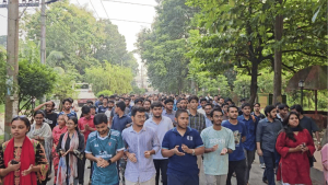 বেতন আটকে দেয়ায় চুয়েট ক্যাম্পাসে দিনভর উত্তেজনা