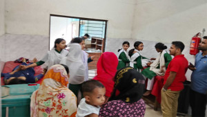 গাজীপুরের কাপাসিয়ায় বজ্রপাতের শব্দে ১২ শিক্ষার্থী হাসপাতালে