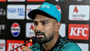 মিডল ওভারে বোলিংয়েই ম্যাচ হেরেছি: লিটন