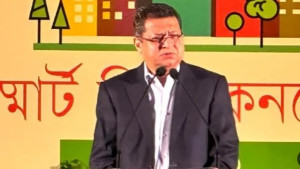 গুলশান-বারিধারার লেকই ঠিক করতে না পারলে দেশ করব কীভাবে: গণপূর্তমন্ত্রী