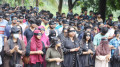 চোখে কালো কাপড় বেঁধে চুয়েট শিক্ষার্থীদের প্রতিবাদ